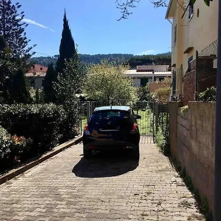 Apartment Casa Lucietta, 30 Mt Dal Mare E Posto Auto Privato