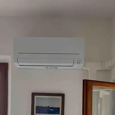 Casa Lucietta, 30 Mt Dal Mare E Posto Auto Privato Apartman