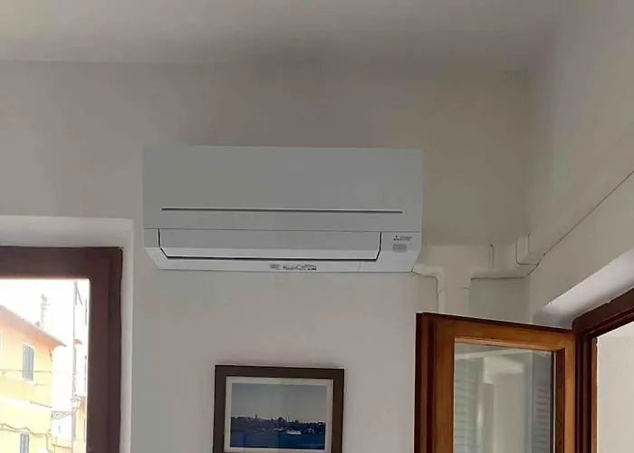 Casa Lucietta, 30 Mt Dal Mare E Posto Auto Privato Apartment